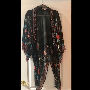 South Moon Under Flying Tomato Kimono 👘